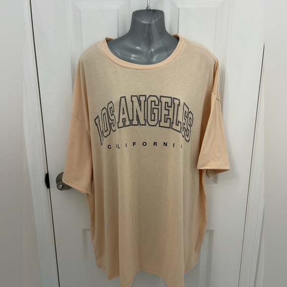 Oversized, Soft, Cream/Peach Los Angeles T-Shirt, Sz 4XL - Picture 1 of 6